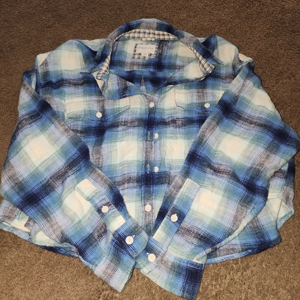 American Eagle Outfitters Blue and White Plaid Button Down Shirt